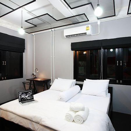 Meroom Phuket Luaran gambar