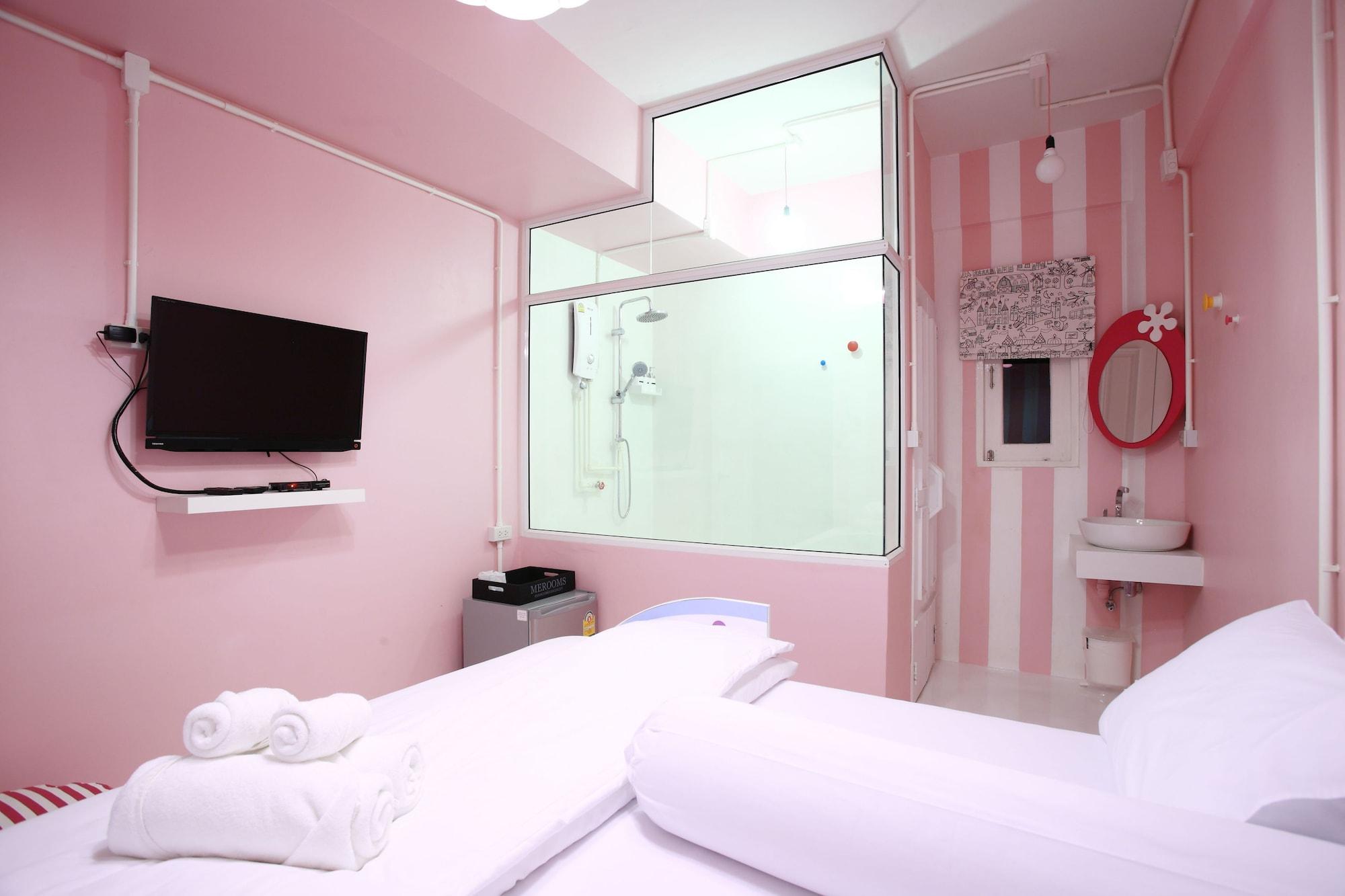 Meroom Phuket Luaran gambar