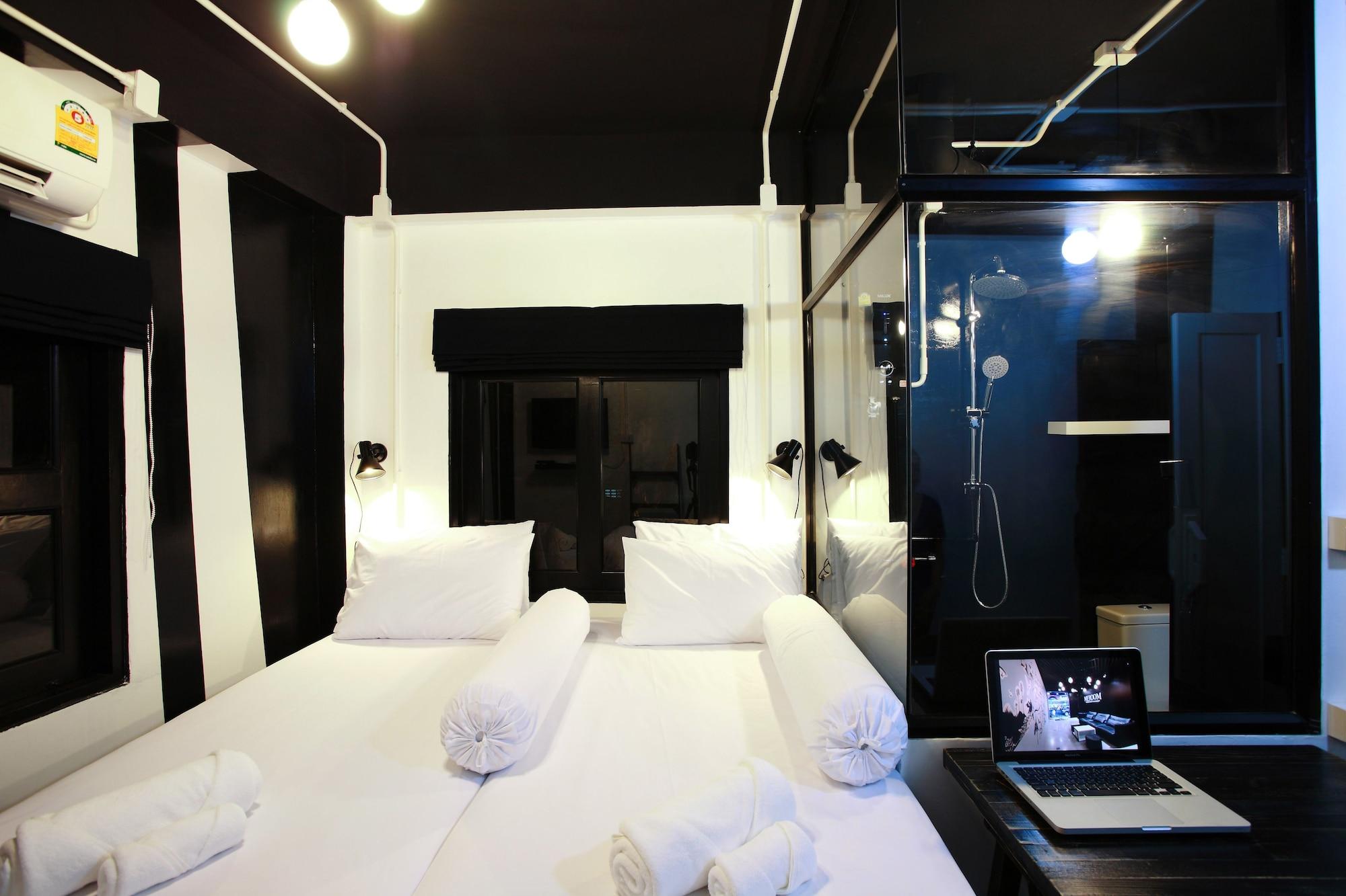 Meroom Phuket Luaran gambar