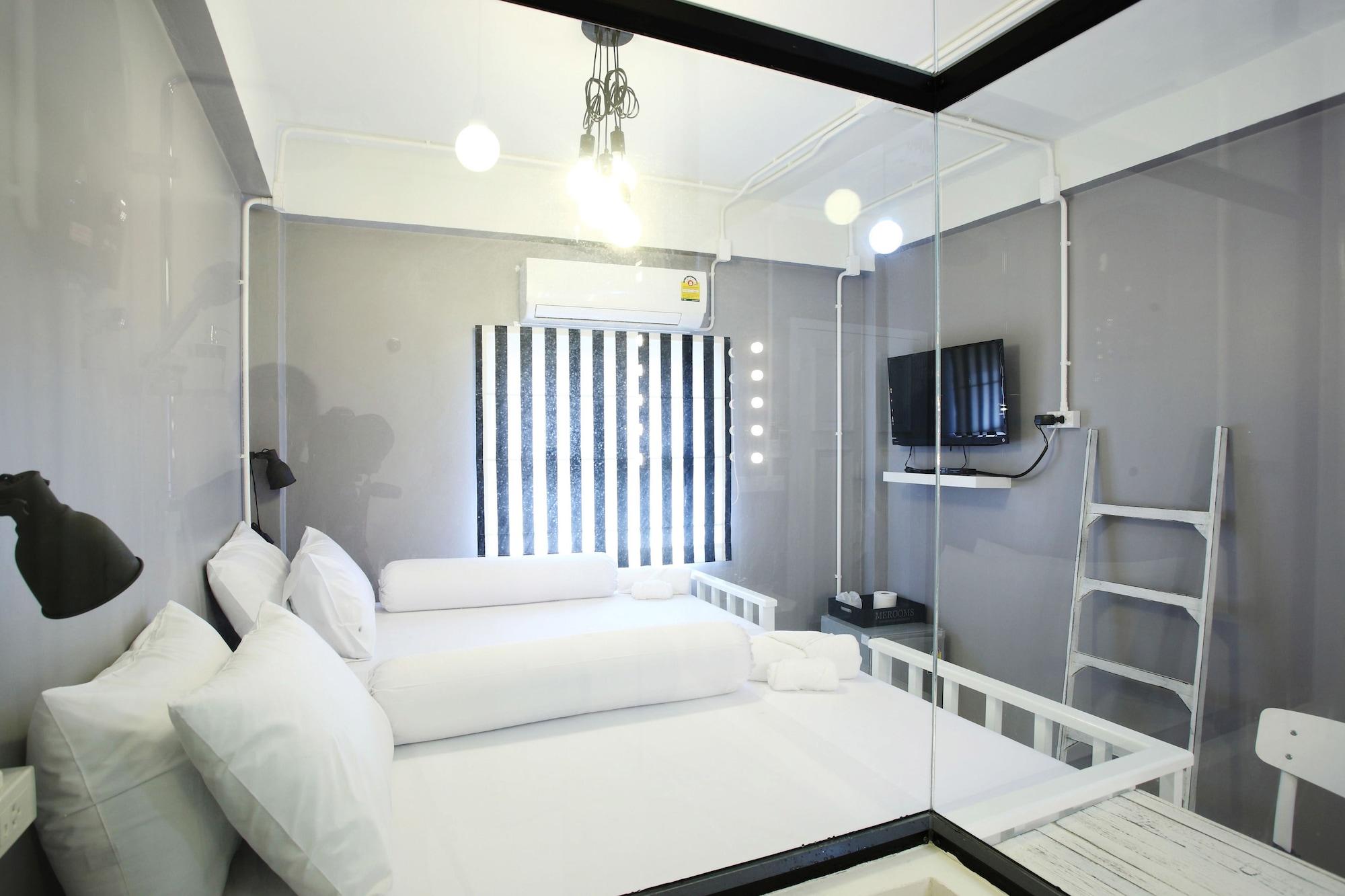 Meroom Phuket Luaran gambar