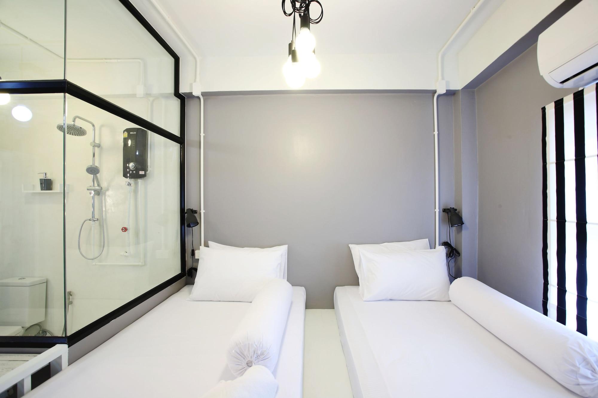 Meroom Phuket Luaran gambar