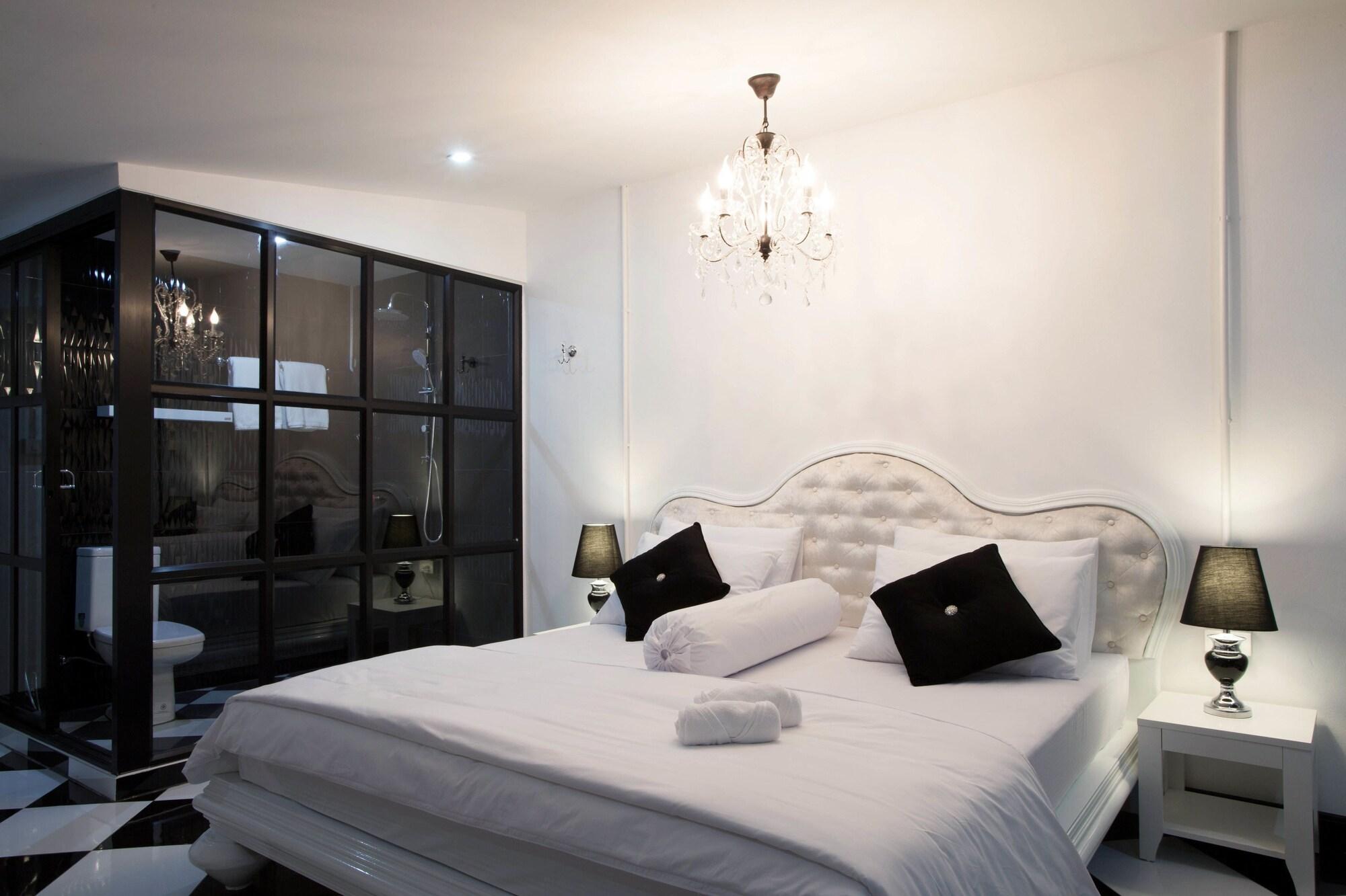 Meroom Phuket Luaran gambar