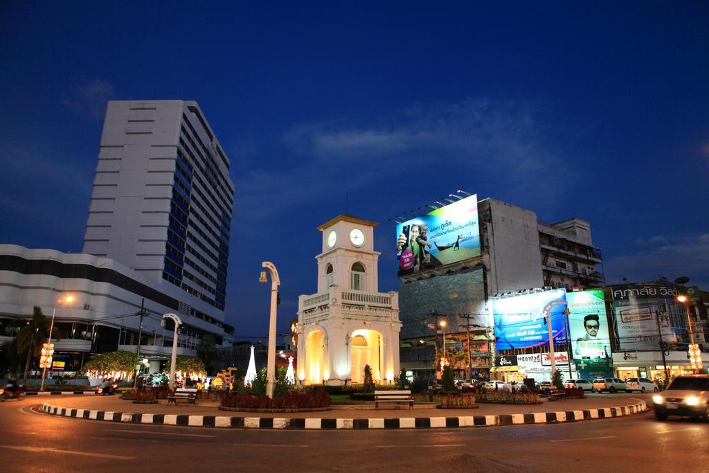Meroom Phuket Luaran gambar