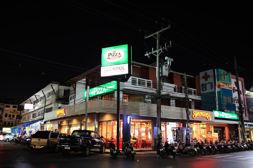 Meroom Phuket Luaran gambar