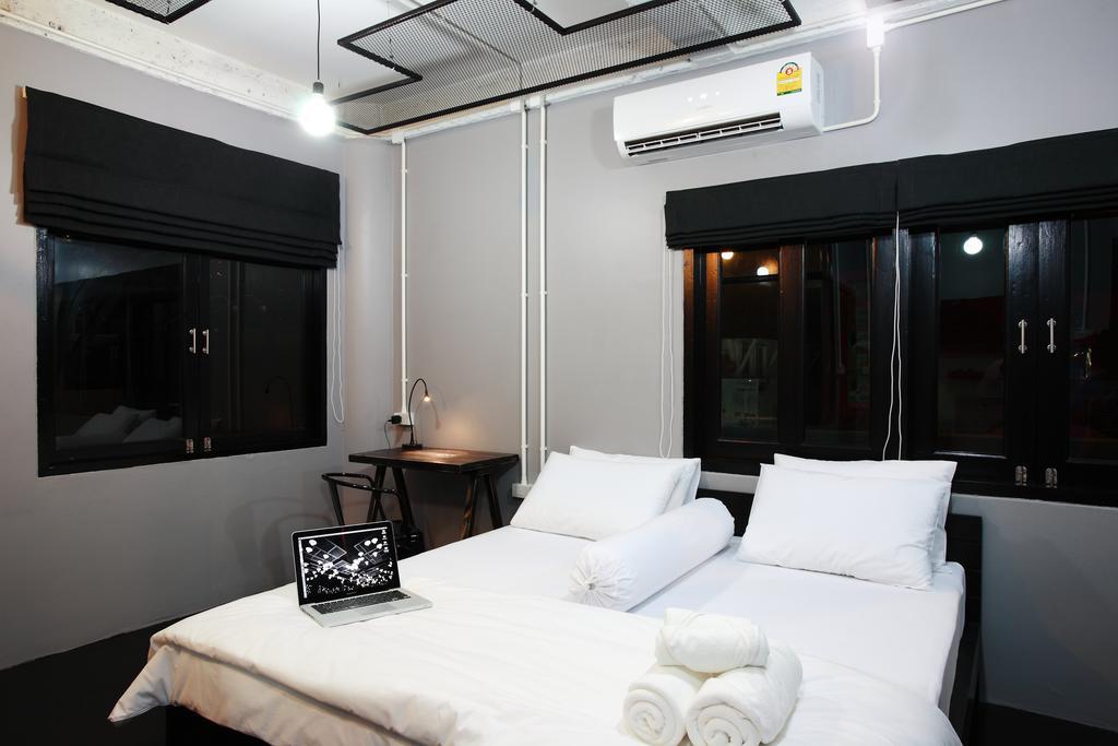 Meroom Phuket Luaran gambar